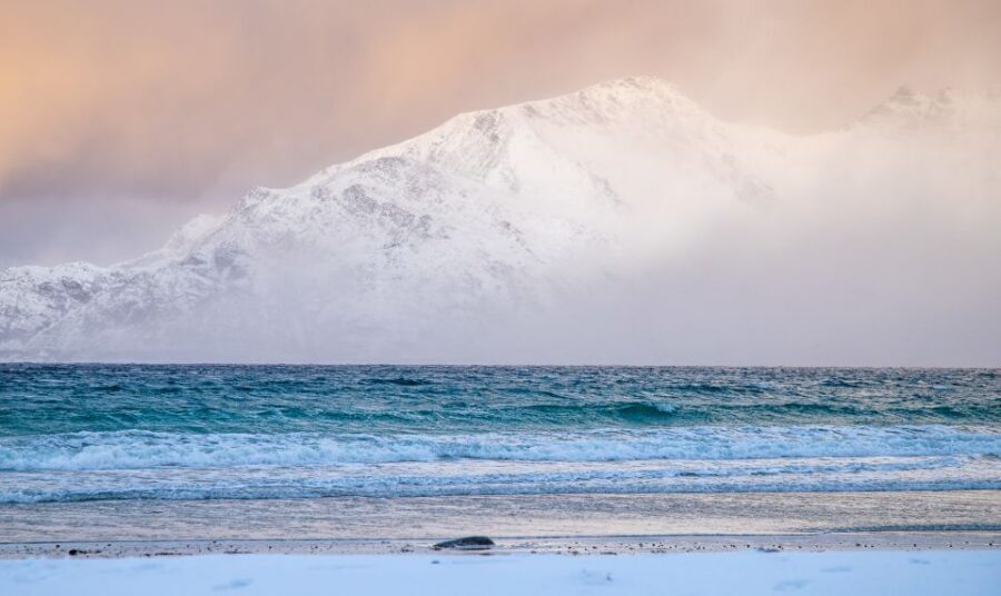 Arctic Nature Tour from Tromsø - Thermal gear, warm lunch, and hot drinks: the comfort piece that makes the photos possible