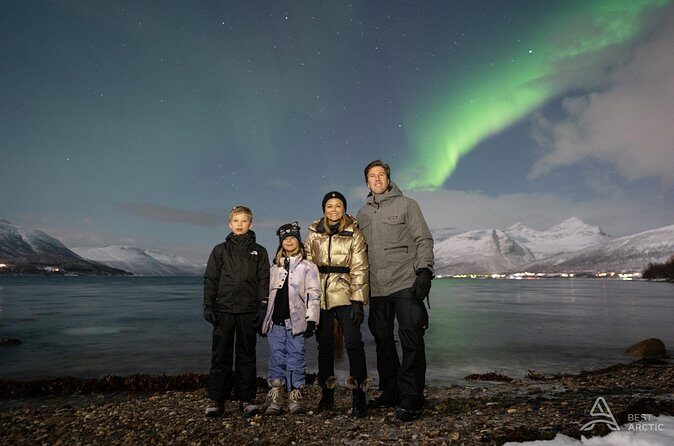 Aurora Safari Chase by big bus, free Photos, toilet onboard - When the aurora doesn’t show: weather reality and how to cope