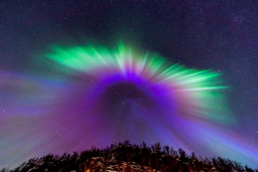 From Tromsø: Aurora Minibus Chase with Portrait and Hot Meal - Chasing clear skies: why your night might stretch past Tromsø