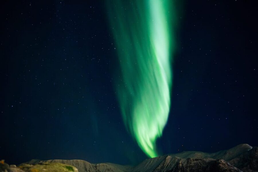 From Tromsø: Aurora Snowshoe Hike - How the timing shapes your aurora chances