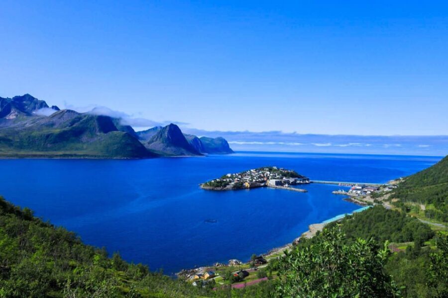 From Tromsø:(Chinese)Senja Day Trip - Tungeneset Devil’s Teeth: Where You’ll Want Steady Feet