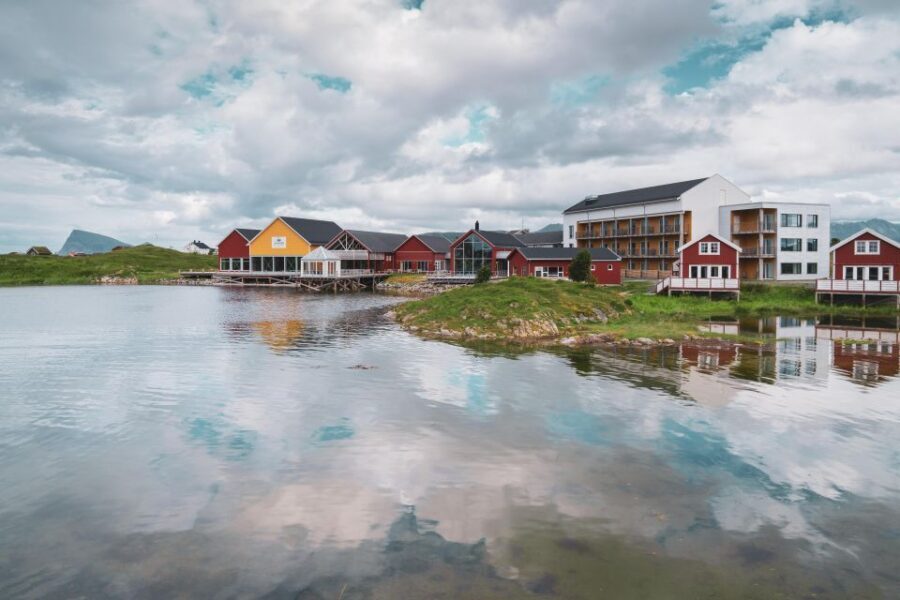 From Tromsø: Kayak trip with lunch and sauna at Sommarøy - What to pack so the cold doesn’t ruin your day