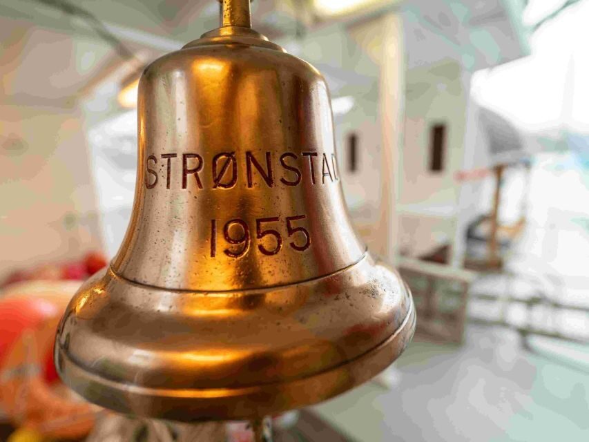 From Tromsø: Northern Lights Cruise on a Cozy Vintage Vessel - The 4-hour rhythm: what happens from leaving Tromsø to returning