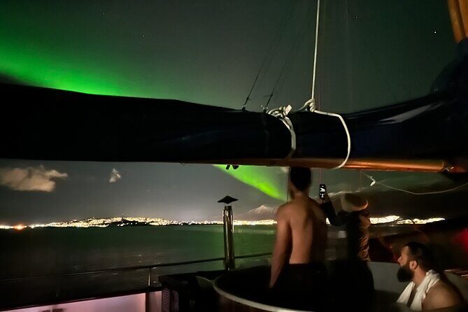 Luxury Northern Lights Yacht Cruise with Hot Tub from Tromsø - Stella Oceana and the on-board comfort rules you’ll actually feel