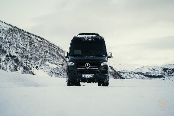 Minibus Northern Lights Chase with Photography from Tromsø - Who Should Book This Northern Lights Photo Chase