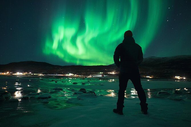 Northern Lights Big Bus Chase with Chasing Lights - Key highlights in quick bullets