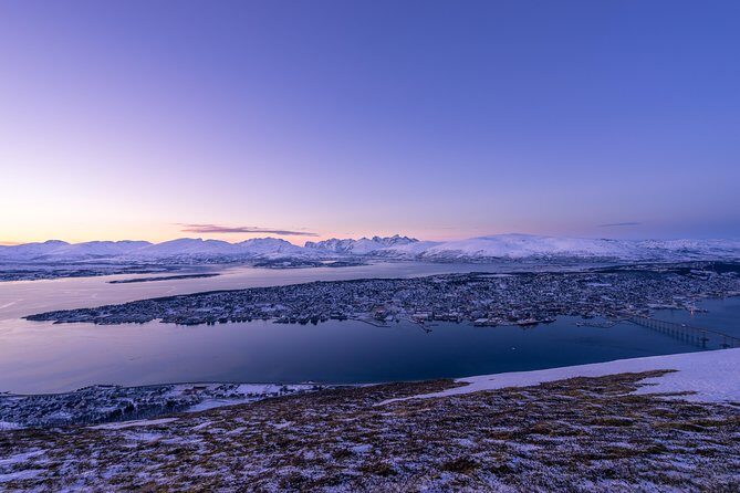 Northern lights cable car excursion - The cold and wind factor: how to prepare so the tour stays fun