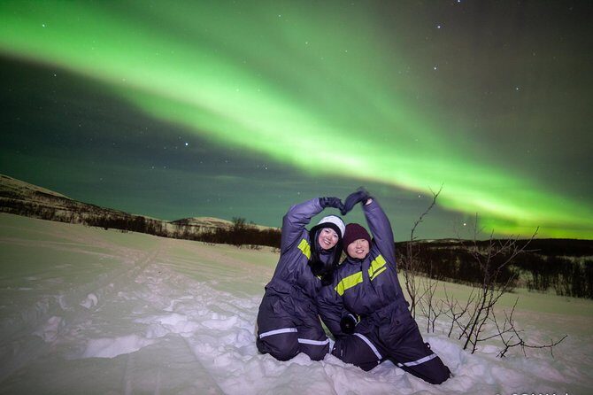 Northern Lights Safari from Tromso - The aurora chase in Tromsø: 69 degrees north and smart scanning
