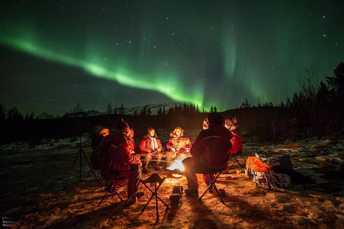 Northern Lights tour - All inclusive - Northern Horizon - Tromsø Fjords Stop: Bonfire, Photos, and a Real Viewing Setup