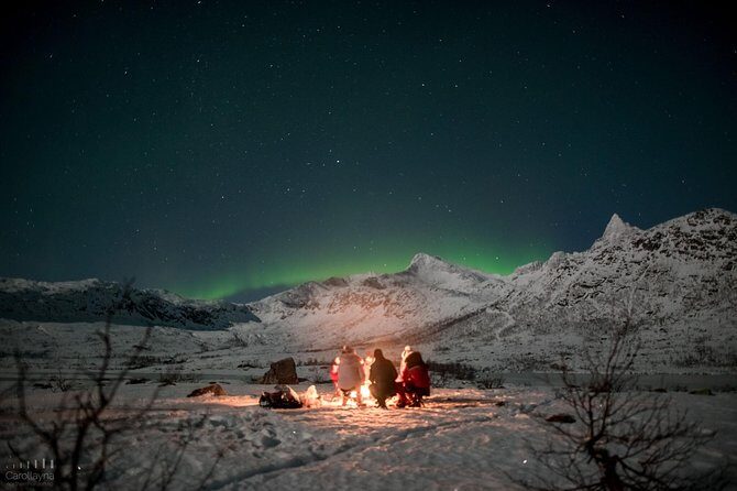 Northern Lights tour - All inclusive - Northern Horizon - When You Chase Toward Finland: A Passport-Ready Reality