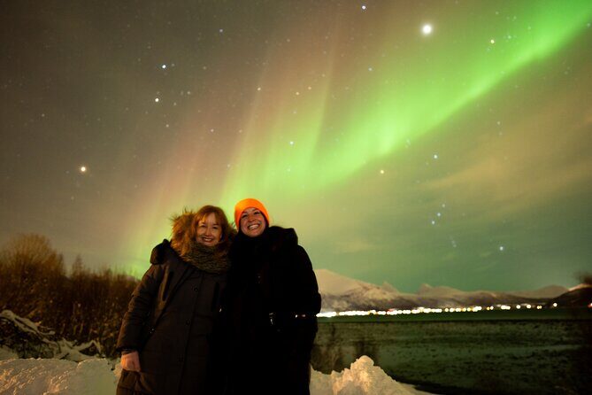 Northern Lights Tour with Local Guide and Photos - What the Included Mercedes Sprinter and Warmth Actually Mean