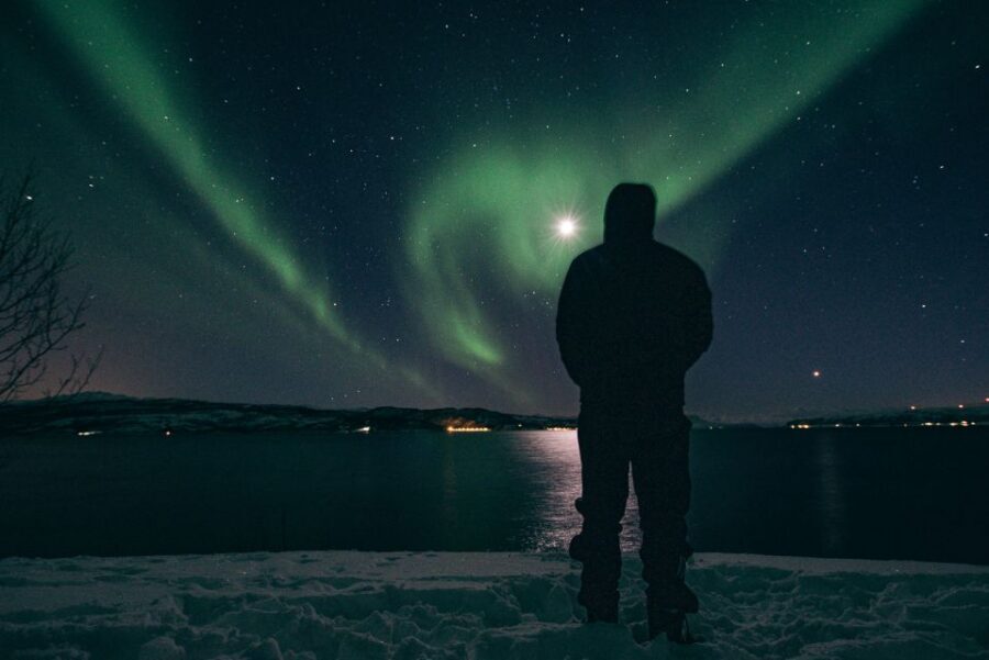 Northern lights Tromsø - small group tour with local guide - Meet Outside Magic Ice Bar, Then Head Out Past the City Lights