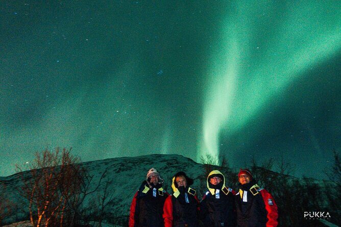 Northern Lights x Mini Bus Chase - Comfort, safety, and the minibus reality check