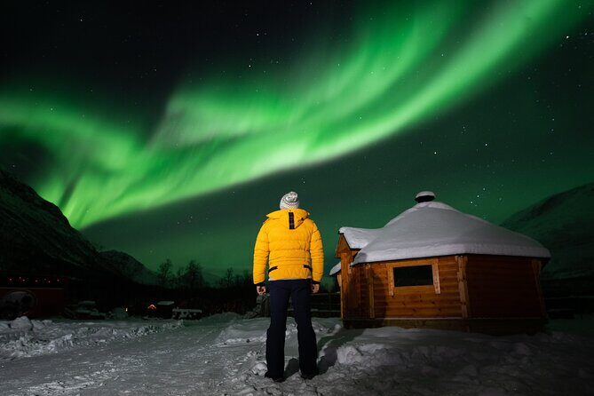 Small Group Tromsø: Northern Lights Chase with Photos and Dinner - The guide-photographer: how you get better aurora photos
