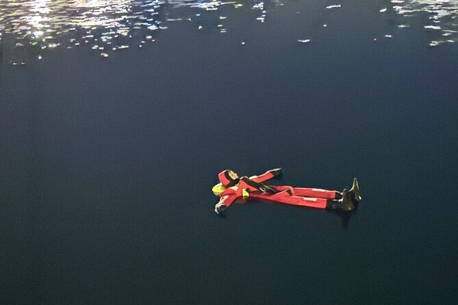 Tromso Arctic Fjord Floating - What to wear (and what to bring) so you stay comfortable