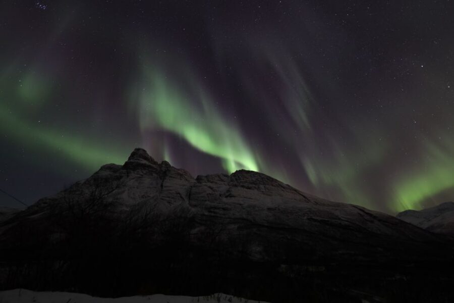 Tromsø: Aurora Borealis, Campfire, Hot Meal, Arctic Tour - How long is enough, and what to wear so you don’t rush the sky