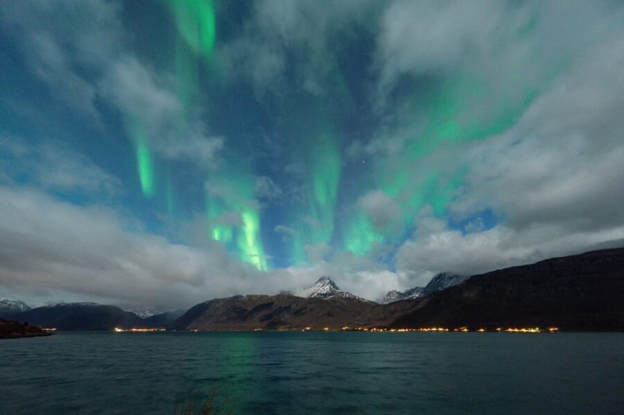 Tromsø: Aurora Borealis, Campfire, Hot Meal, Arctic Tour - Who this aurora campfire tour fits best (and who should rethink it)