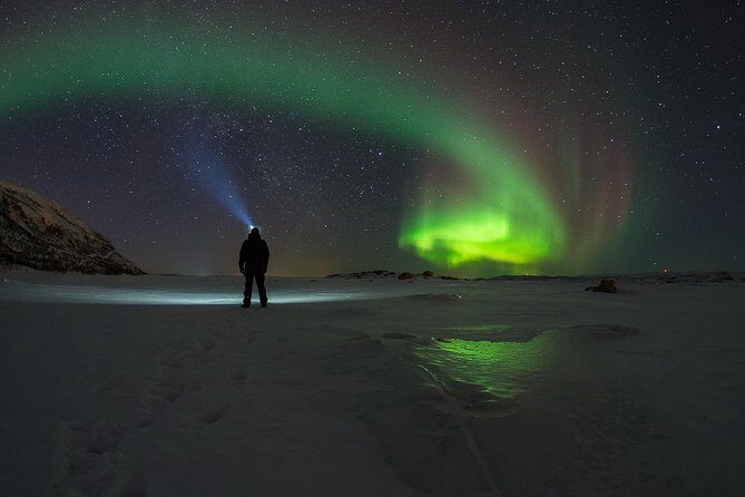 Tromso Aurora Chase by Minibus with Thermal Suit, Snack and Photo - Key things to know before you go