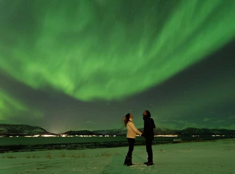 Tromsø: Aurora Safari Chase by big bus with Camp meal - Starting At Bus Terminal Prostneset: the ride that sets the tone