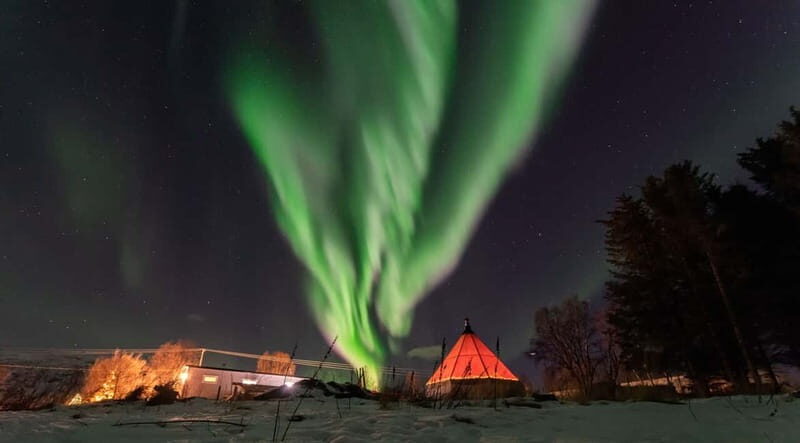 Tromsø: Aurora Safari Chase by big bus with Camp meal - The Aurora Camp Strategy: why you get “chased” (and not parked)