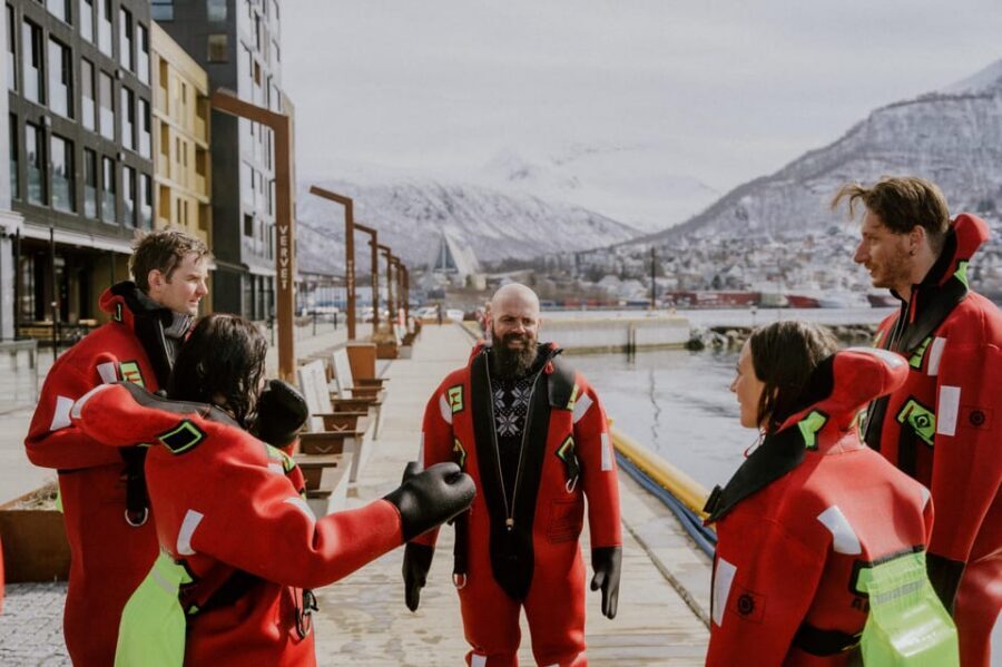Tromsø city center Urban Floating experience - What makes the harbour location special (and practical)