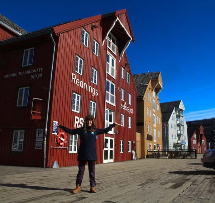 Tromsø: City Walk & Polar Museum (Private or Shared) - Time travel across 9,000 years of northern life