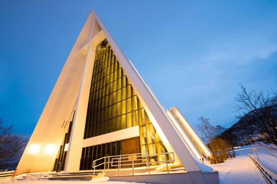 Tromso: Express Walk with a Local in 60 minutes - Small Group Energy and a Weather-Flexible Route