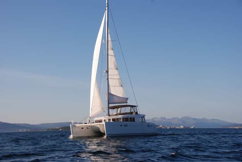 Tromsø: Fjord and Islands Luxury Catamaran Cruise - The Boat Ride Experience: Panorama Saloon + Open Deck Time