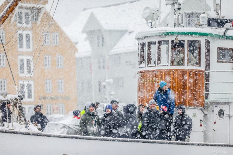 Tromsø: Fjord History Cruise with Snack and Drinks - What the cruise feels like onboard (the vibe)