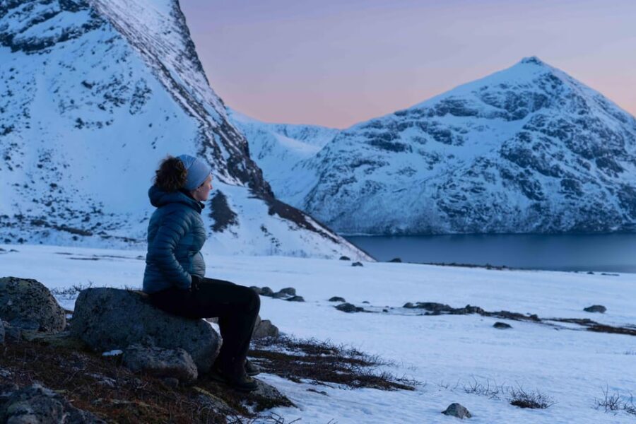 Tromsø: Fjords & Beaches Tour with campfire and Arctic food - Campfire Arctic food: warm hands, warm stomach, and the end-of-day vibe