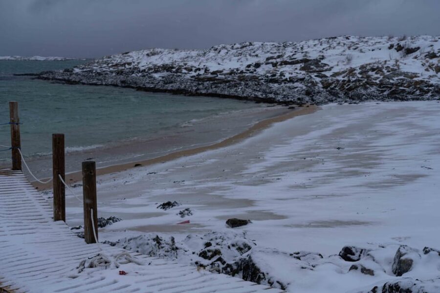 Tromsø: Fjords & Beaches Tour with campfire and Arctic food - The warmth kit is the real reason this works