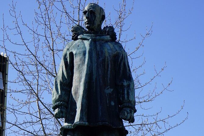 Tromsø: In the footsteps of Roald Amundsen - Tromsø city center walk: more than a warm-up