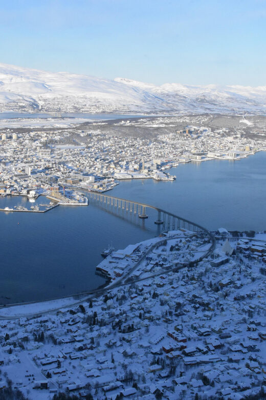 Tromsø: Island Tour & Cable Car with Tromsø Accessible Tours - Kvaløysletta and quick viewpoint stops: short stops, real payoff
