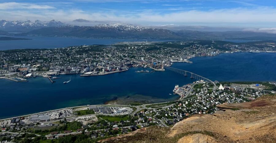 Tromsø: Island Tour & Cable Car with Tromsø Accessible Tours - Arctic Cathedral: two photo-time blocks and why that’s smart