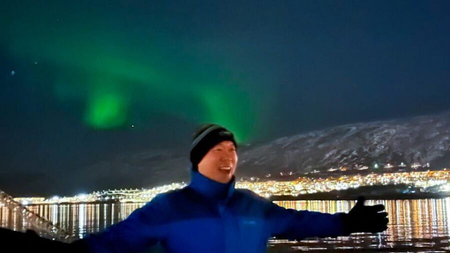 Tromso: Luxury Northern Lights Cruise with Hot Tub & Dinner - Should You Book This Northern Lights Cruise?