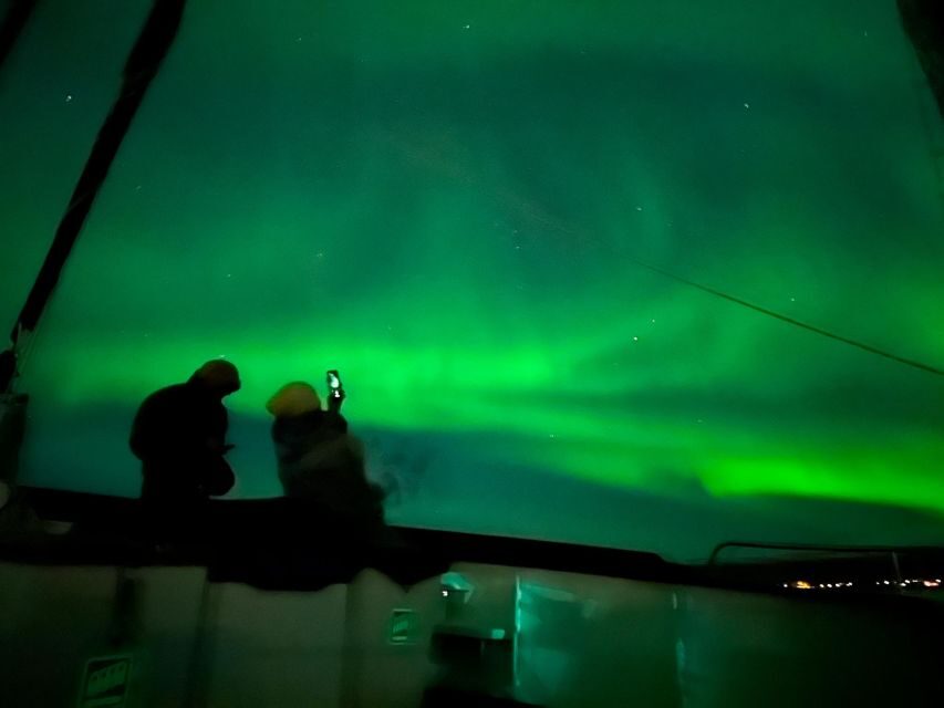 Tromso: Luxury Northern Lights Cruise with Hot Tub & Dinner - Step Onto Stella Oceana: Small-Group Luxury in Tromsø