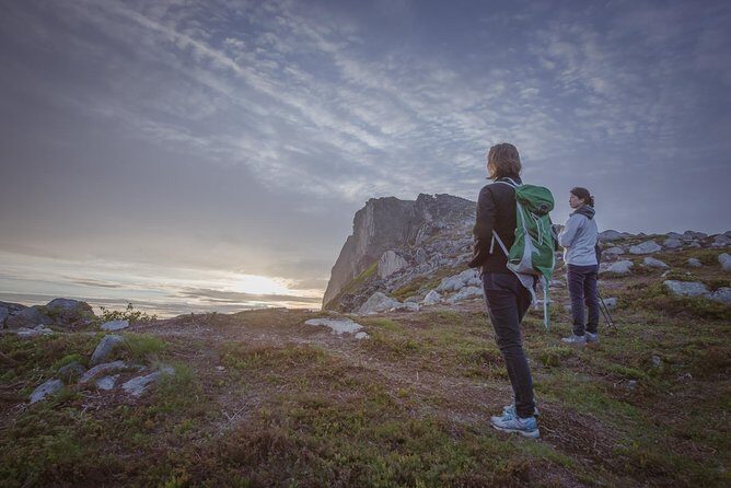 Tromsø: Midnight Sun Hike with Wandering Owl - What You’ll Wear and Bring for Midnight Sun That Still Feels Cold