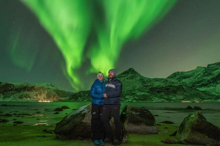 Tromsø: Northern Lights Chase by a comfortable bus - Aurora success tips: how to improve your odds without overthinking