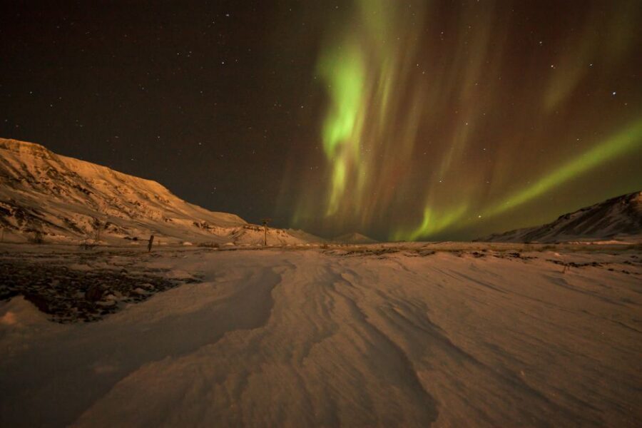 Tromso: Northern Lights Chase with Photo Package Included - Photography Tips and the Included Souvenir Photo