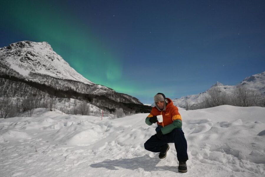 Tromsø: Northern Lights Minibus Small Private Tour Group - The Photo Piece: Why “Professional Pictures” Is Worth Paying For