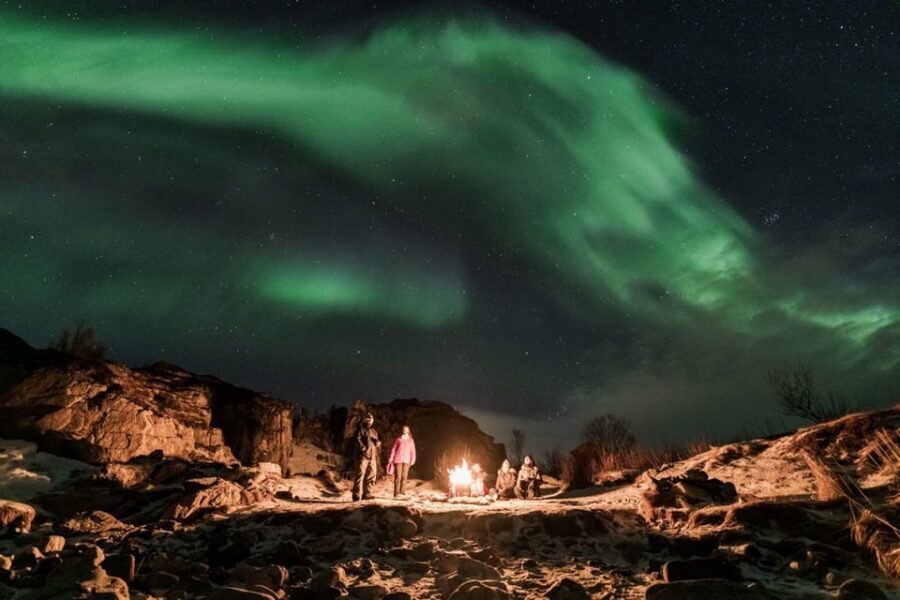 Tromsø: Northern Lights Photography Small-Group Tour - Hunting Strategy at Night: New Moon Darkness vs Full Moon Glow