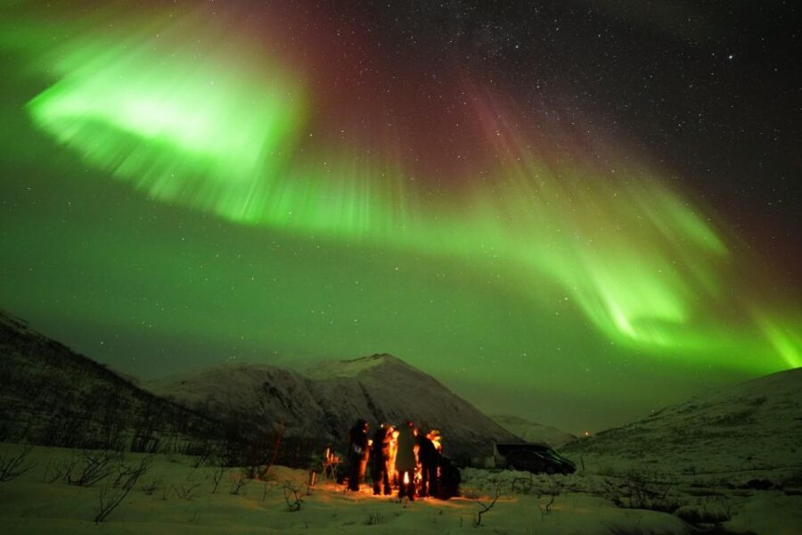Tromsø: Northern Lights Tour with Free Professional Portrait - Campsite Time Under Polar Night: Suits, Snacks, and Bonfire Warmth
