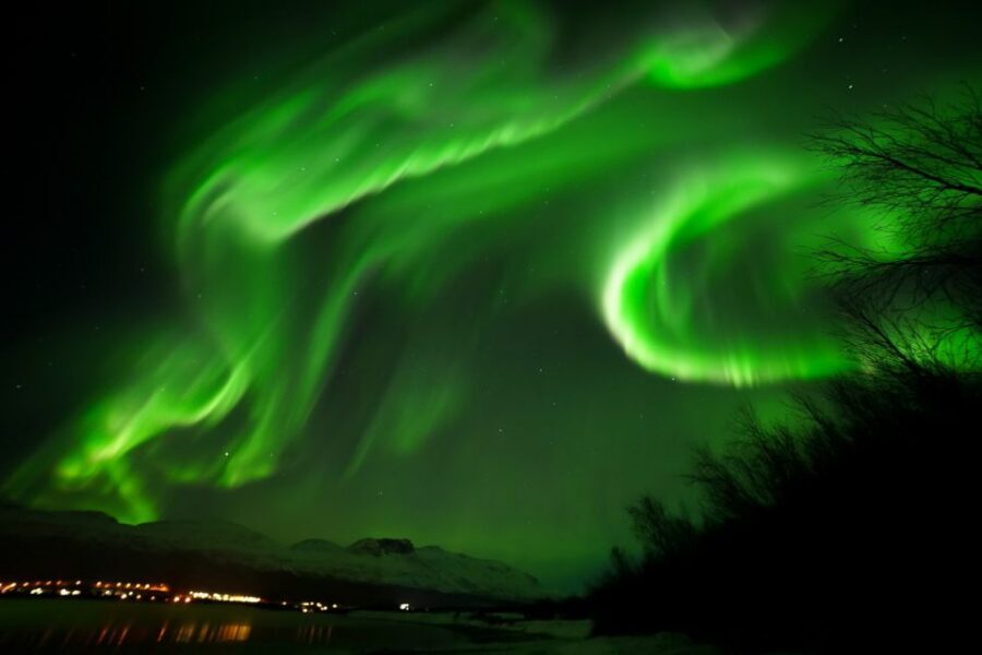Tromsø: Northern Lights Tour with Free Professional Portrait - Price and Value: Is $181 Worth It in Real Life?