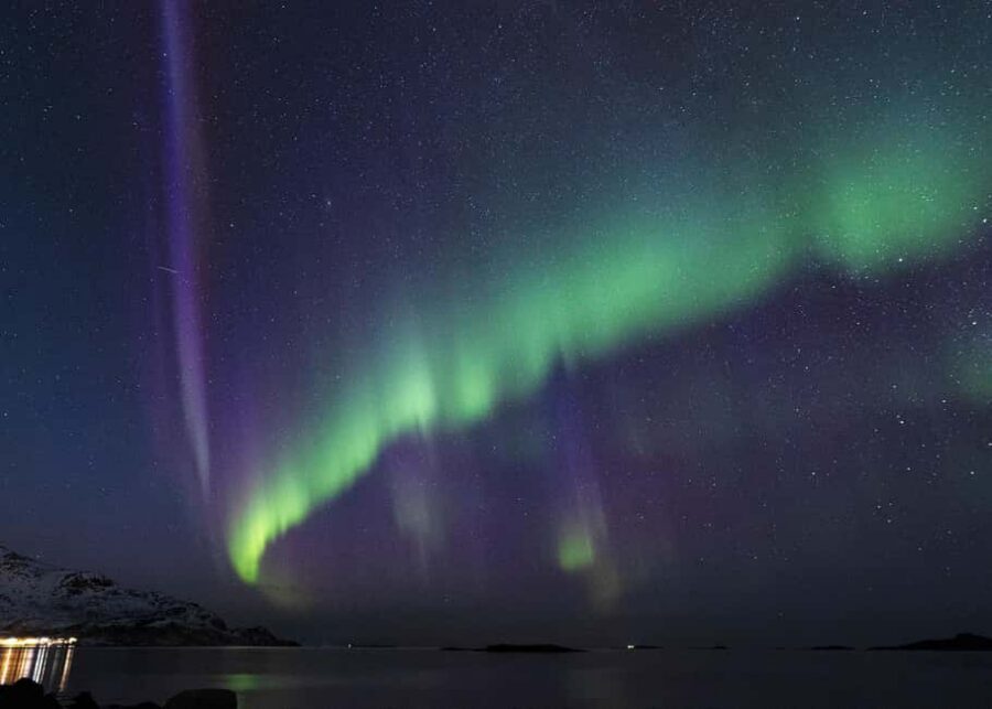Tromsø: Northern Lights tour with local experts - Stops on the way: the photo stop and what it teaches you