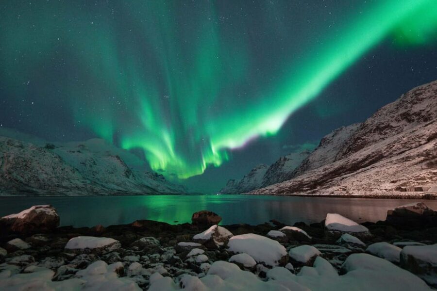 Tromsø: Northern Lights Tour with Local Guide and Photos - Entering Tromsø Night Mode: From Kirkegata to Real Darkness
