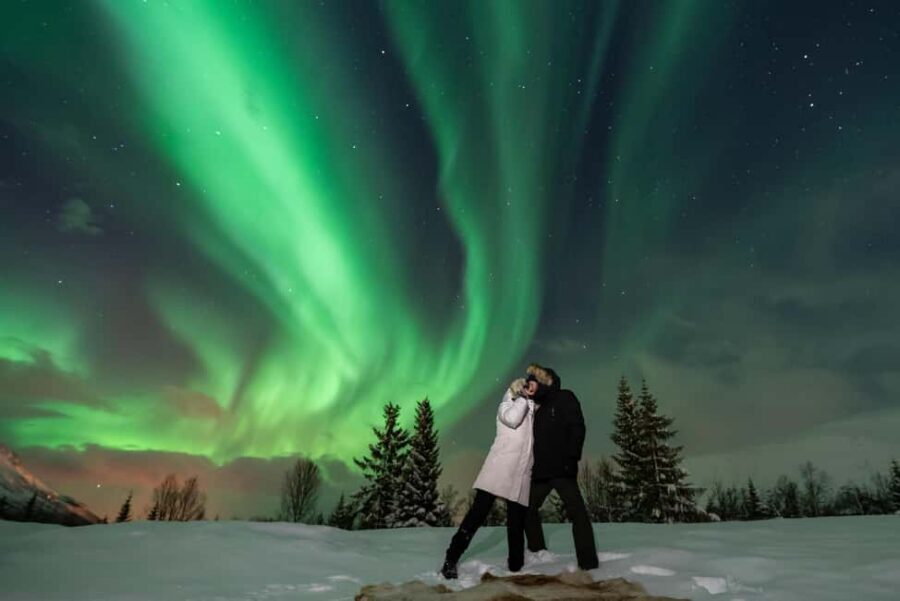 Tromsø: Northern Lights Tour with Professional Photographer - Professional Photographer Time: How the Photos Get Made