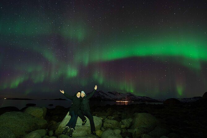 Tromsø Northern Lights with Campfire and Professional Photos - Key highlights you’ll feel right away