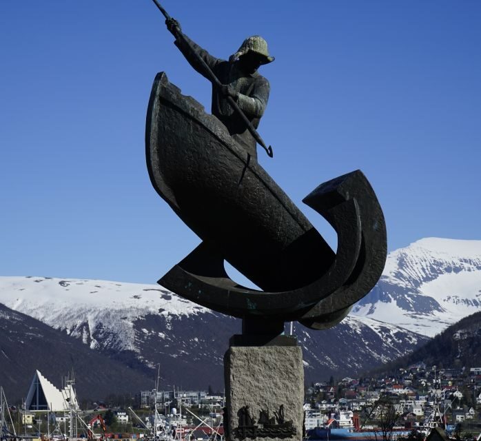 Tromsø: Private City Tour - Weather and shoes: the practical stuff that makes or breaks the experience