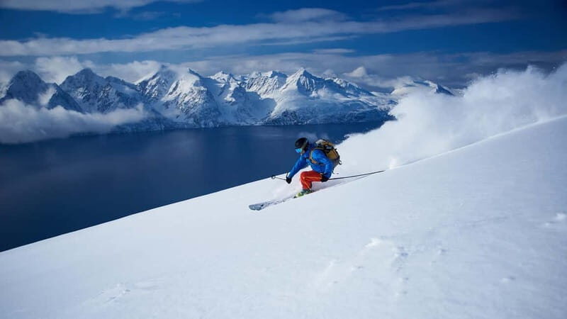 Tromsø: Ski touring (ski de randonnee) - Meeting Point at Aurora Fokus Cinema (and How Not to Get Lost)