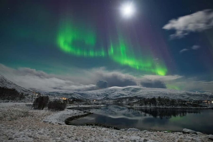 Tromsø: Small Group Northern Lights Hunt - Campfire Time: Why the Warm Meal Makes the Whole Hunt Better